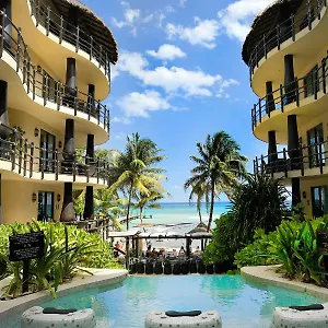 El Taj Oceanfront And Beachside פלאייה דל כרמן
