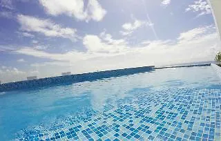 Hotel V10 פלאייה דל כרמן 4*,
